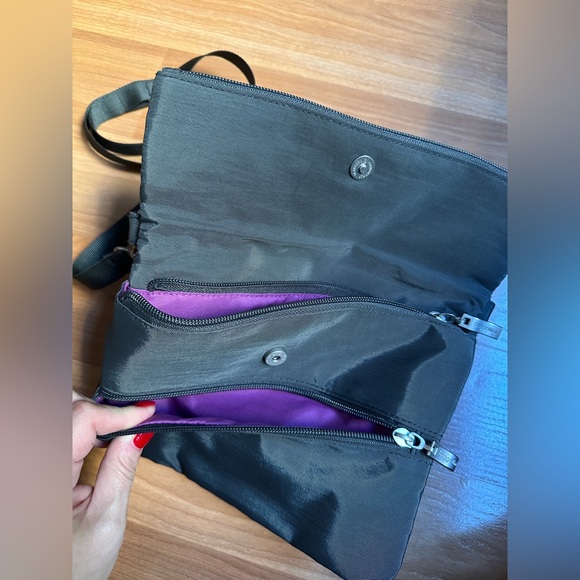 Baggallini Gray Crossbody Bag - Picture 8 of 12